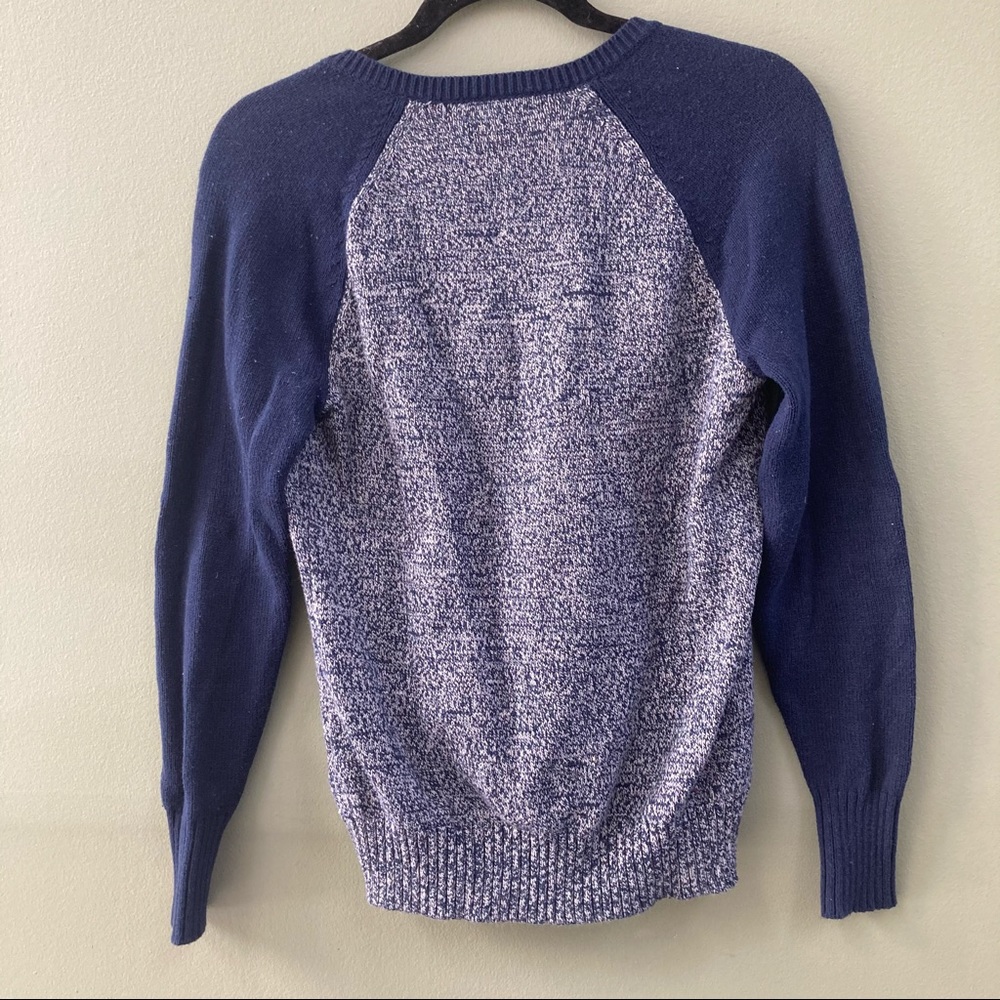 💙Blue Sweater - Picture 2 of 2